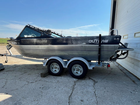 2007 Outlaw Marine Lynx – 18’